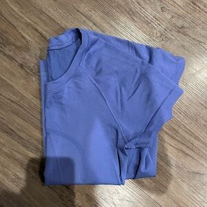 lululemon athletica Blue Short Sleeve Tee